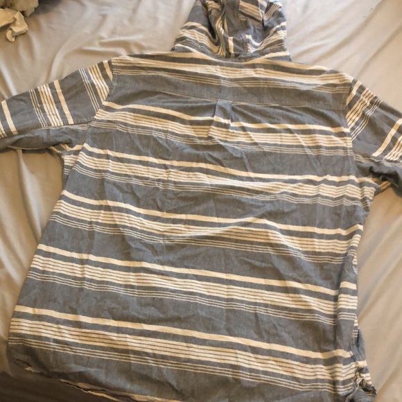 Men’s chaps large hooded shirt - Picture 2 of 2